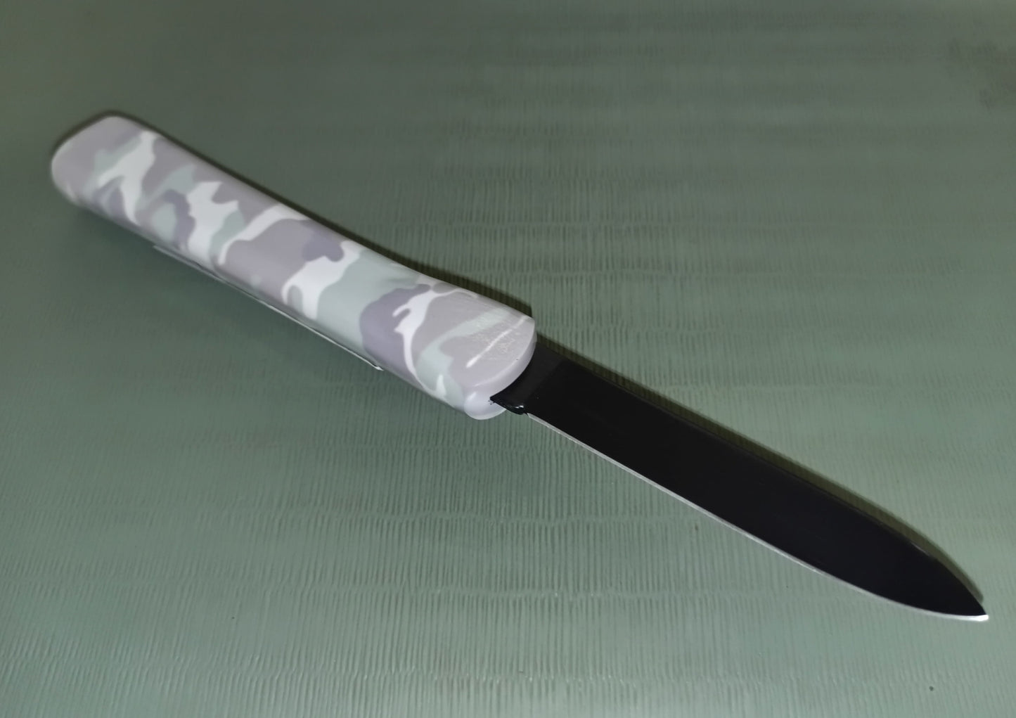 Stiletto automatico uscita frontale Otf italiano - Mimetic version 21 cm