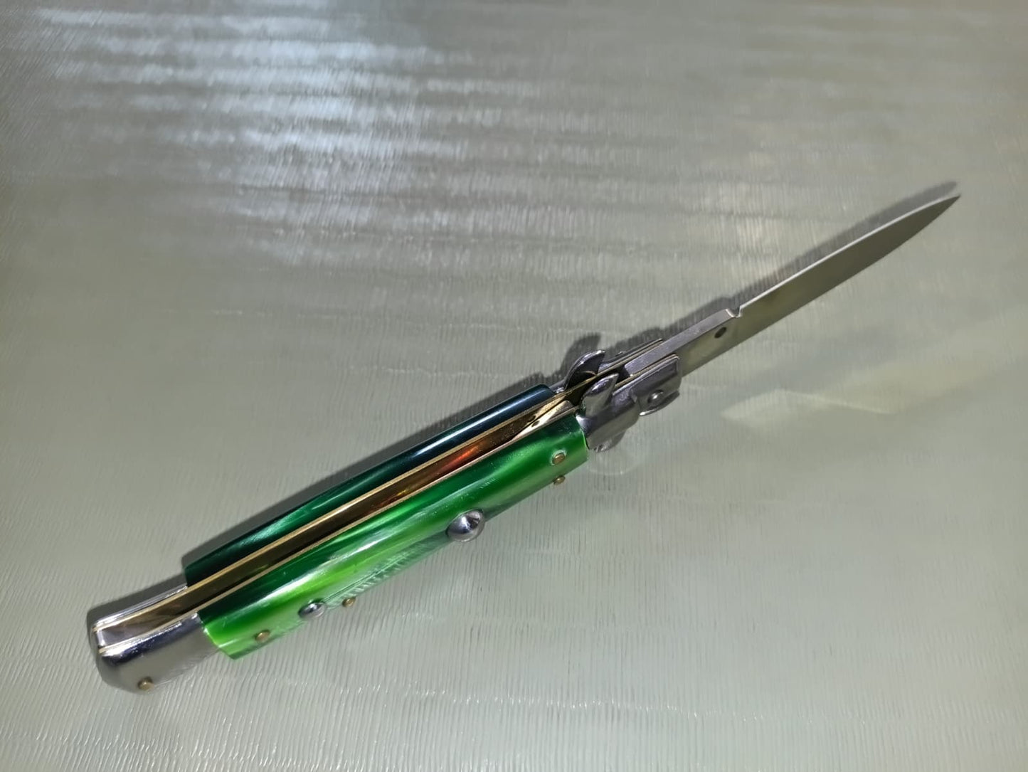 Stiletto automatico italiano - Green version 21 cm (prezzo ridotto)