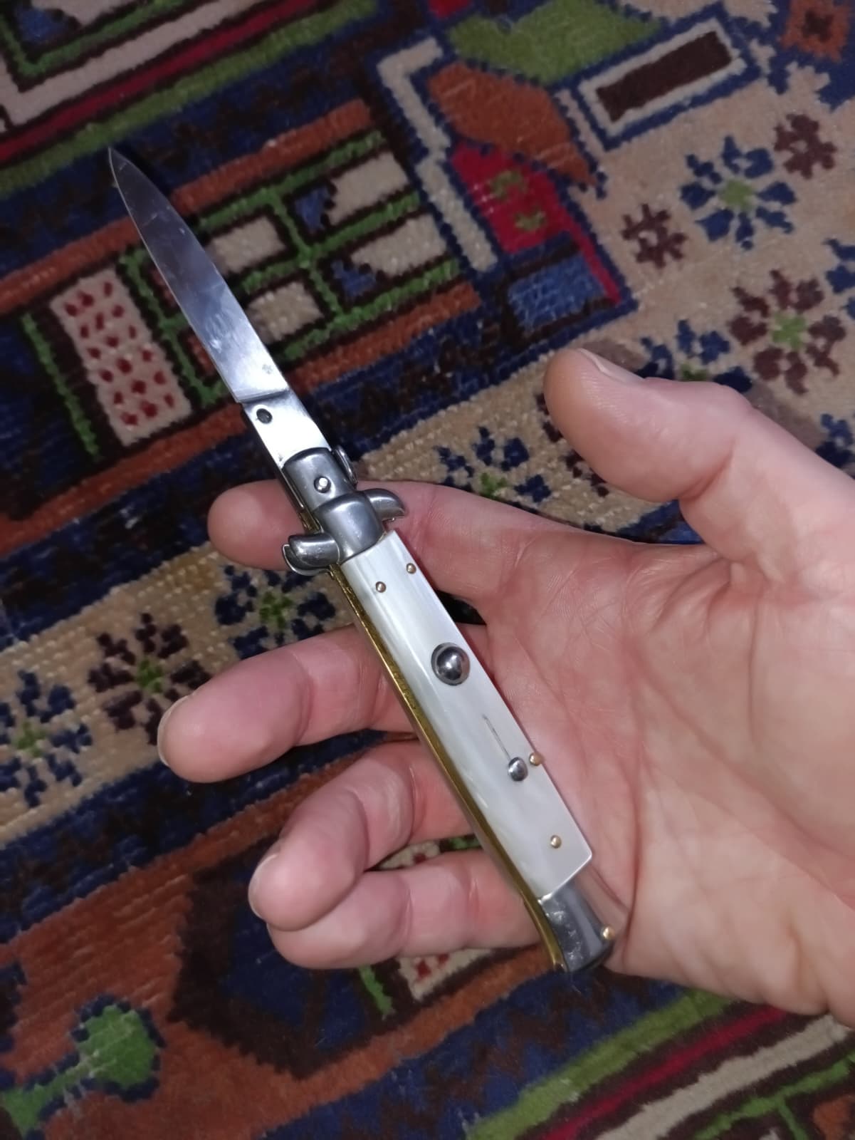 Stiletto automatico italiano vintage - White Pearl 21 cm handle version