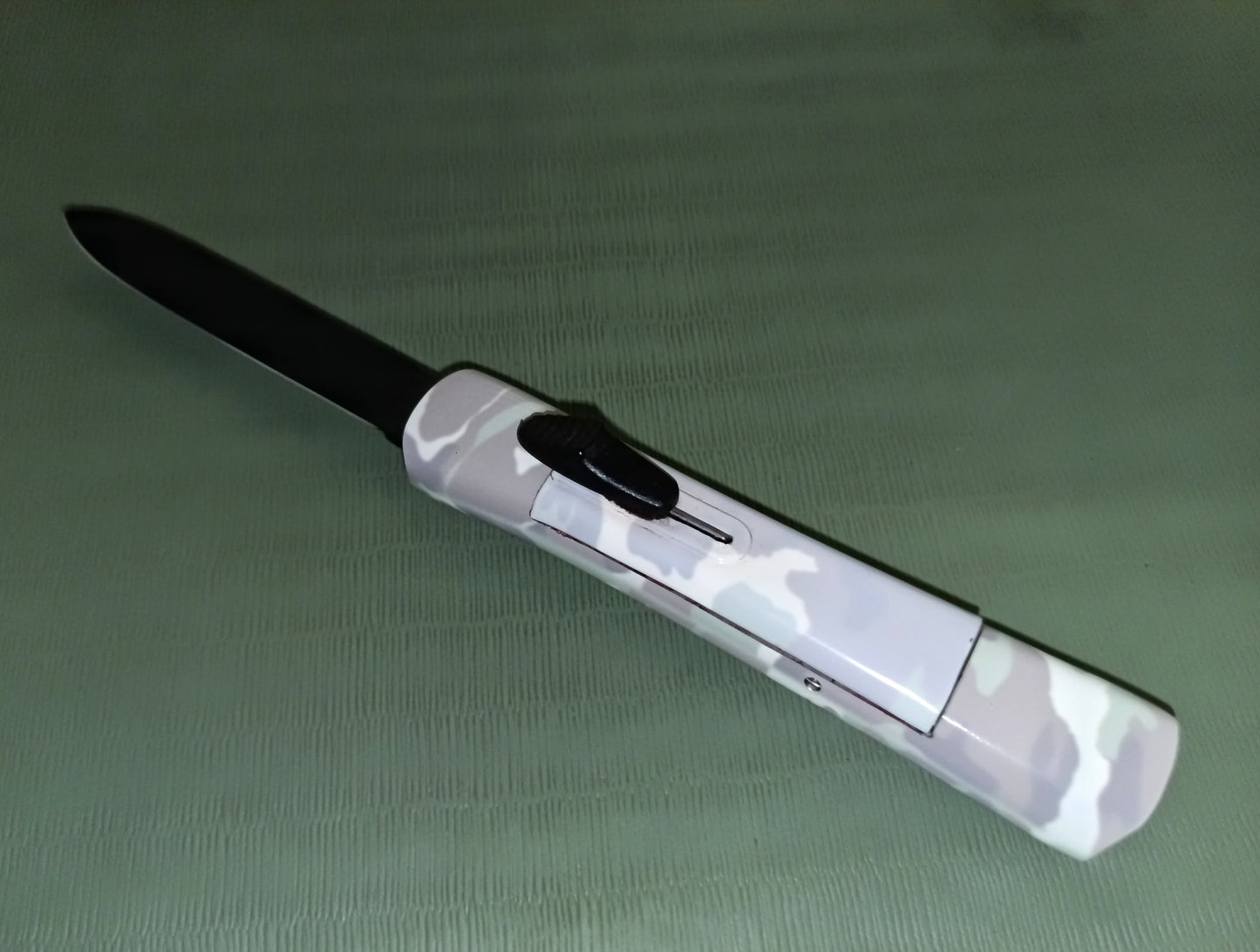 Stiletto automatico uscita frontale Otf italiano - Mimetic version 21 cm