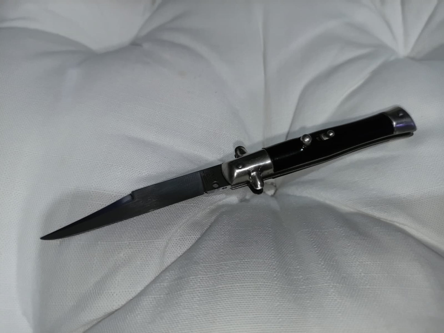 Stiletto automatico italiano anni '60 - Black handle version 18 cm