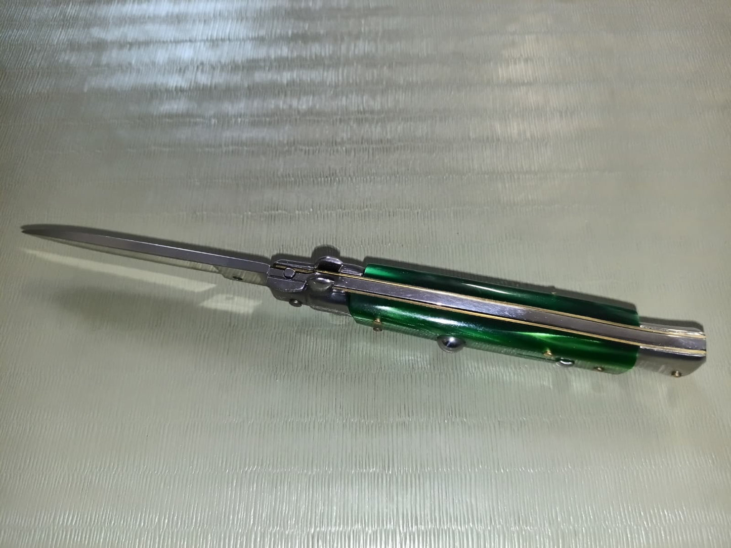 Stiletto automatico italiano - Green version 21 cm (prezzo ridotto)