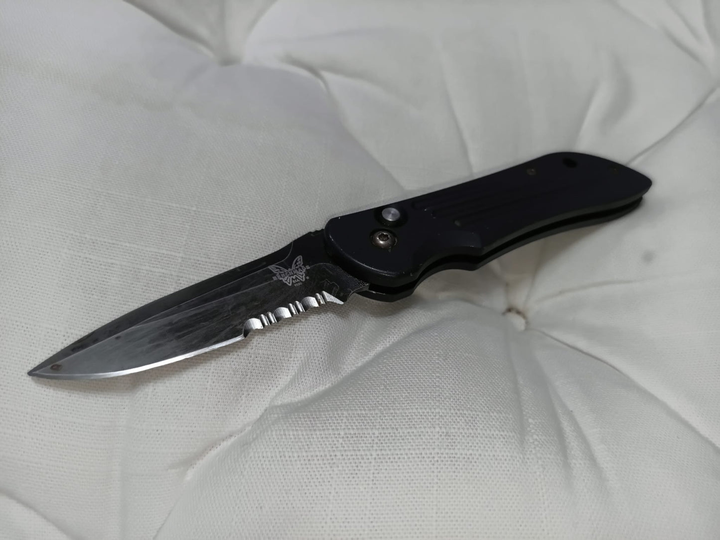Benchmade Auto Stryker 154cm - coltello automatico - Serrated Tanto Knife 20 cm