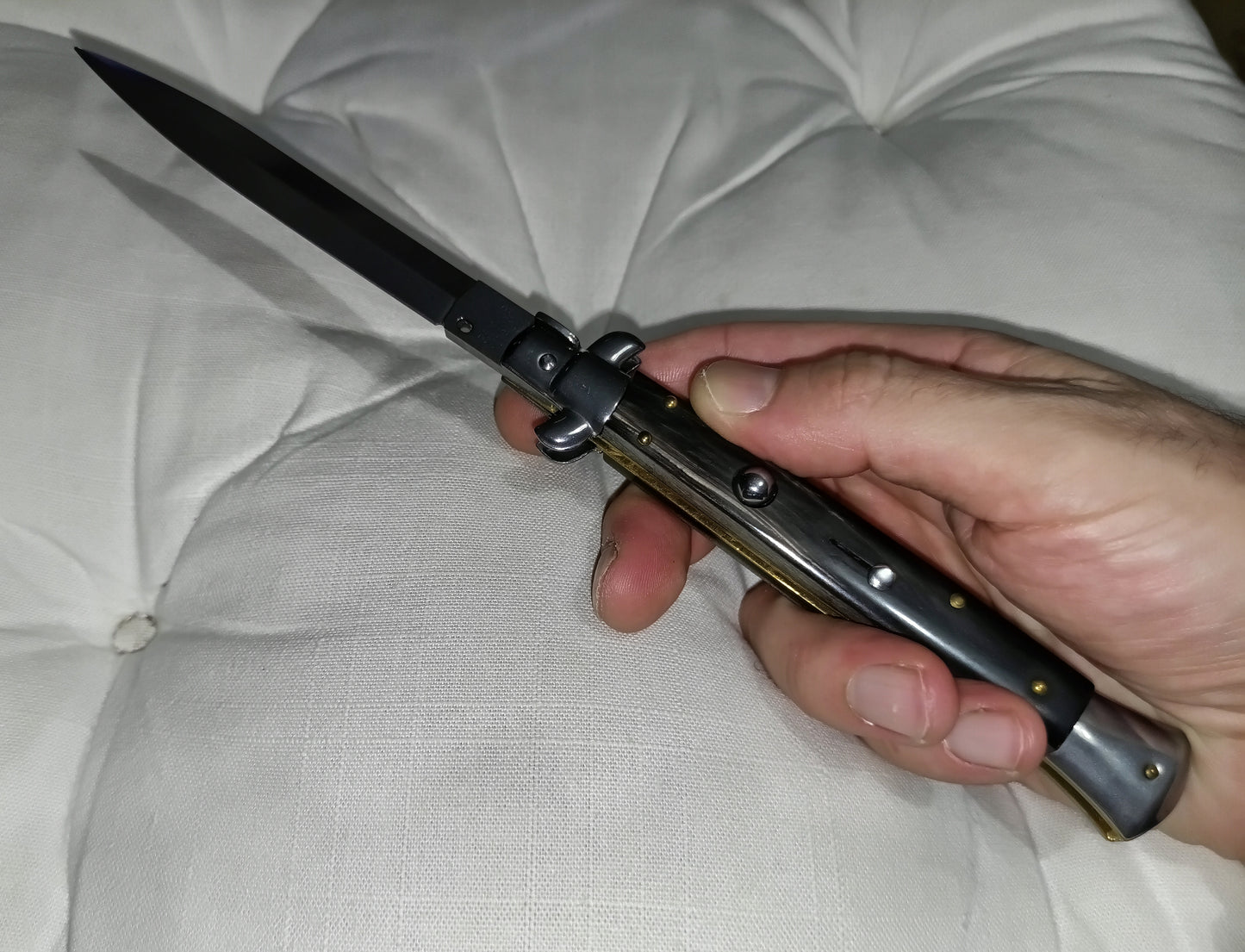 Stiletto automatico italiano - Corno di bufalo Daga version 28 cm