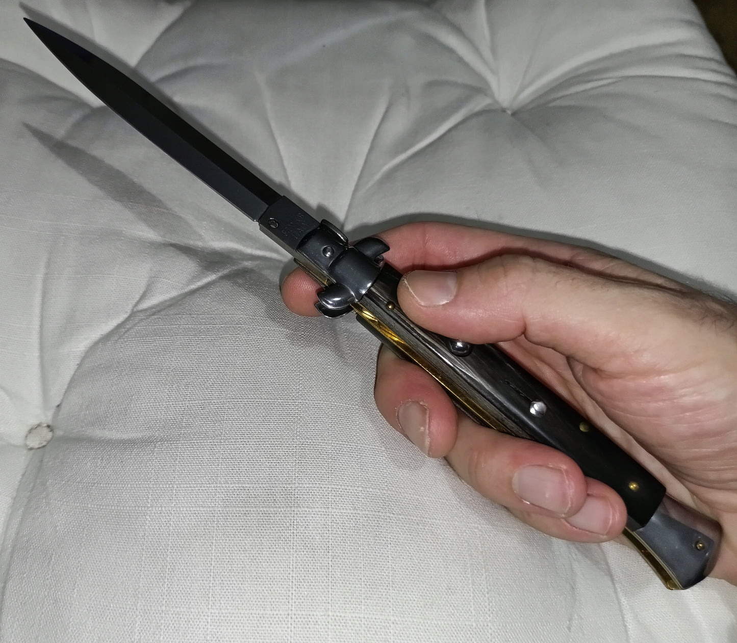 Stiletto automatico italiano - Corno di bufalo Daga version 28 cm