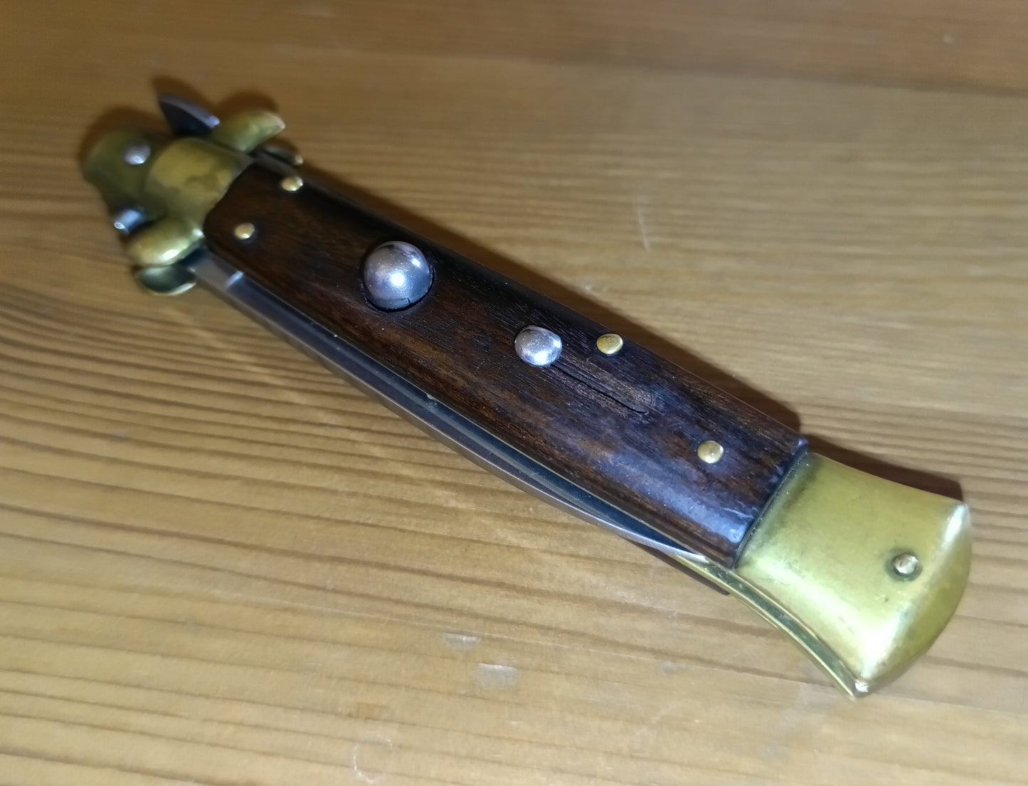 Stiletto automatico italiano - vintage Wood handle version 21 cm (ricondizionato)