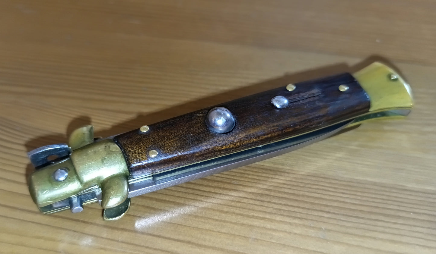Stiletto automatico italiano - vintage Wood handle version 21 cm (ricondizionato)