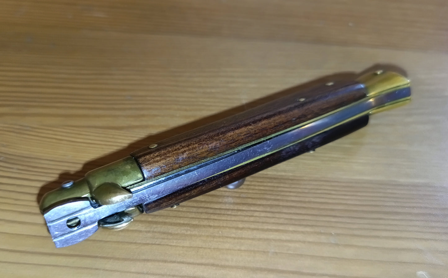 Stiletto automatico italiano - vintage Wood handle version 21 cm (ricondizionato)