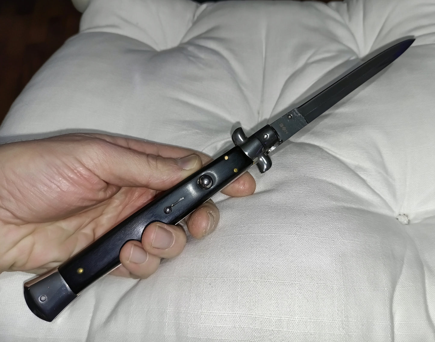 Stiletto automatico italiano - Black Wood version 33,5 cm