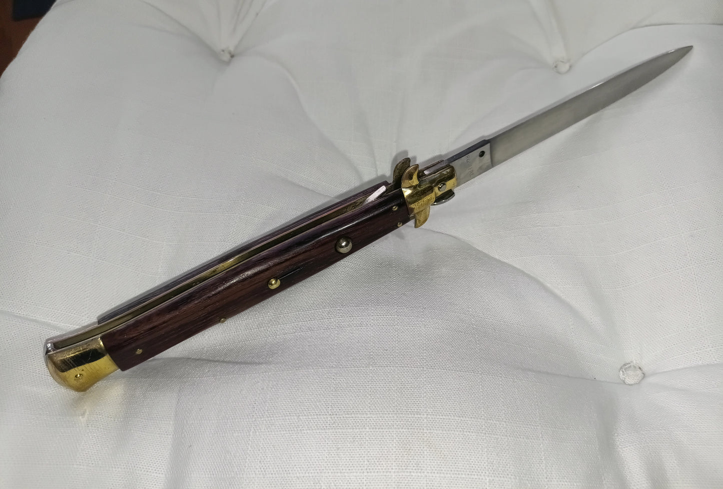 Stiletto automatico italiano - Light Brown Wood version 33 cm