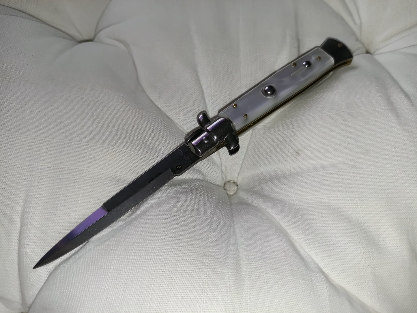 Stiletto automatico italiano - White version baionetta 23 cm (ricondizionato)