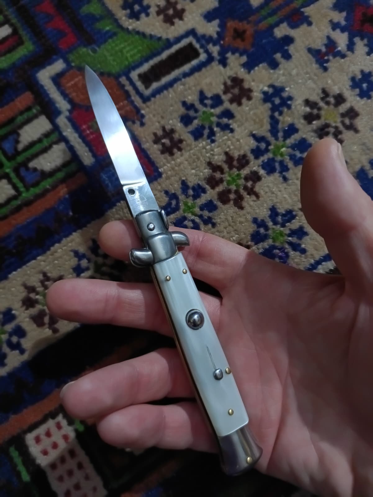 Stiletto automatico italiano vintage - White Pearl 21 cm handle version